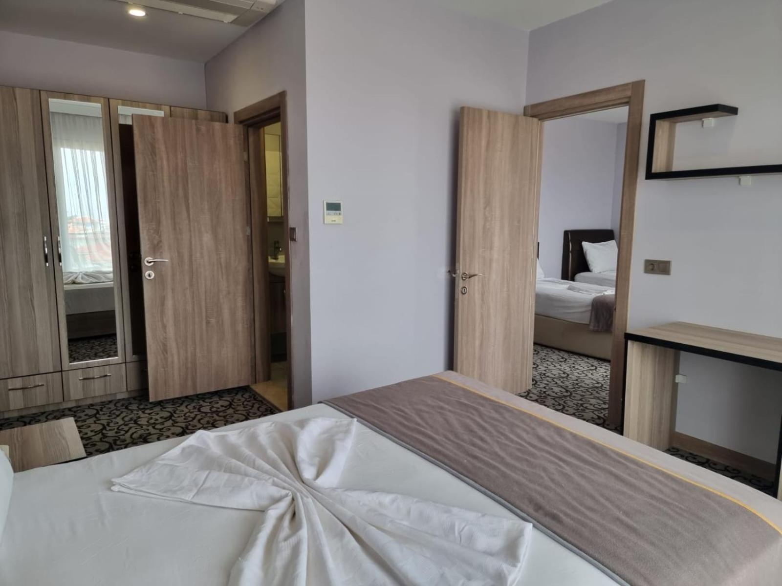 Elisa Hotel Ayvalı Extérieur photo