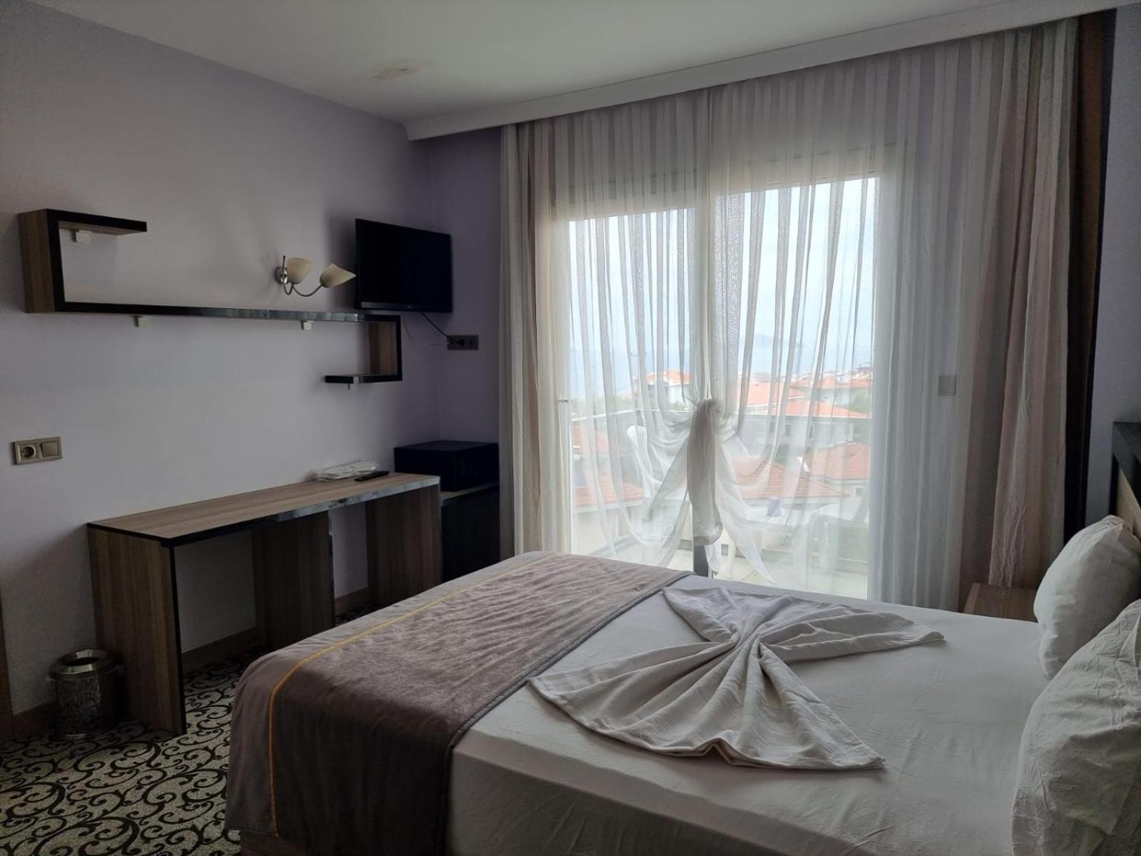 Elisa Hotel Ayvalı Extérieur photo