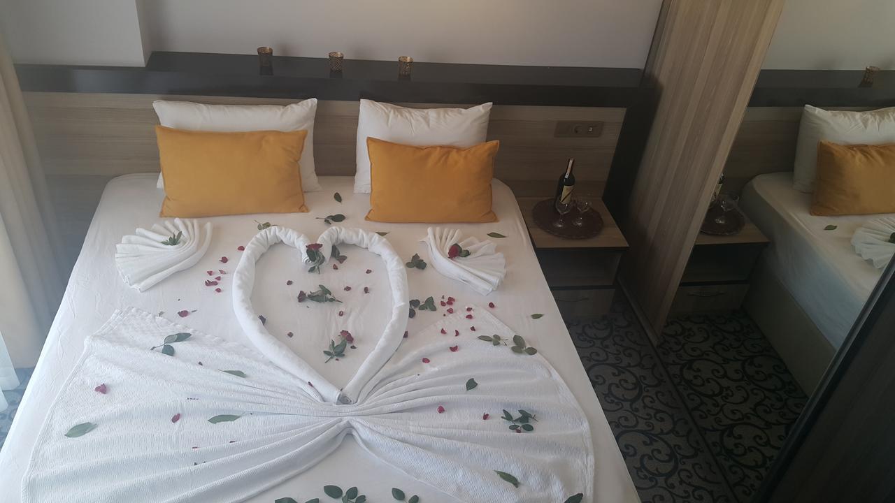Elisa Hotel Ayvalı Extérieur photo
